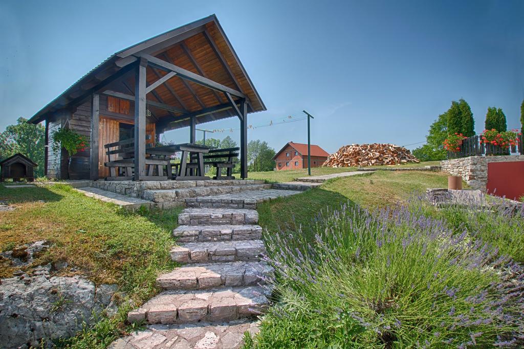 Apartments Bozic Grabovac  Exteriör bild